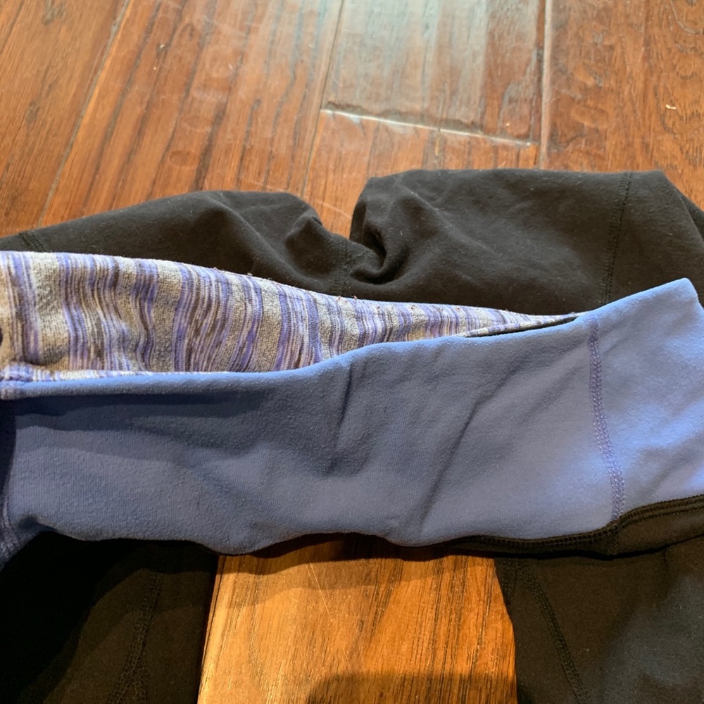 Lululemon crop leggings size 6 - Picture 4 of 6